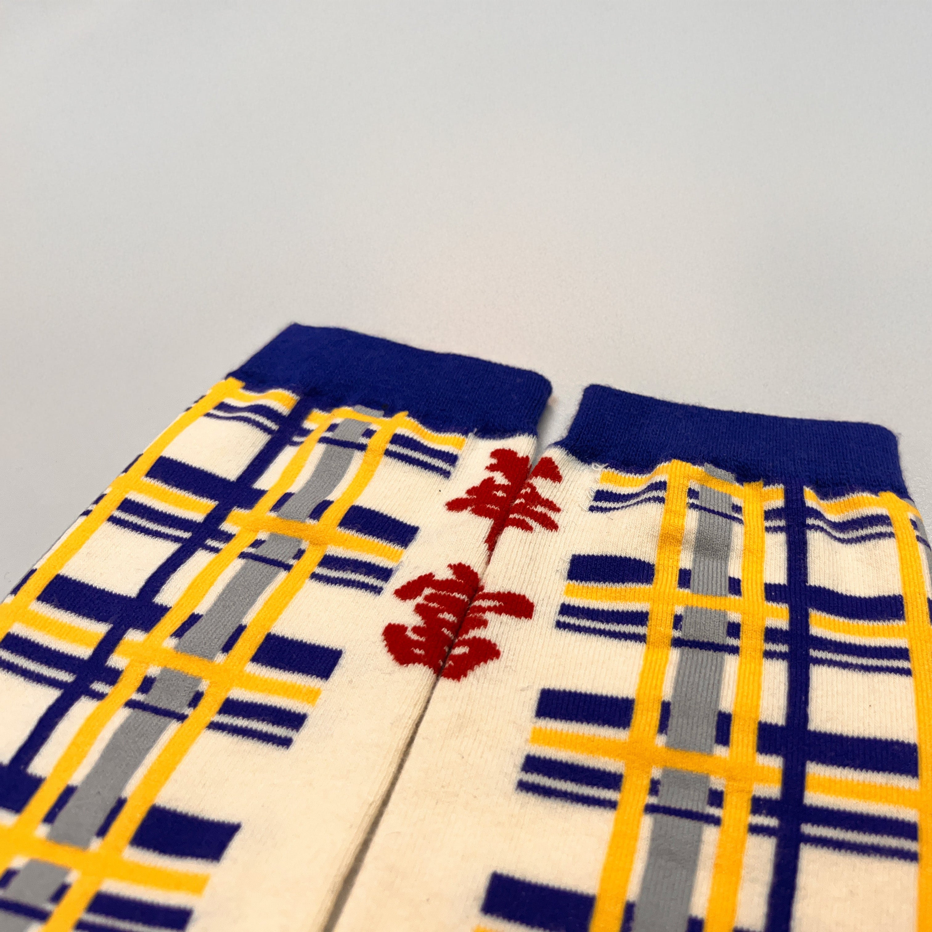 0011 暖暖華富襪子 - 華富印記